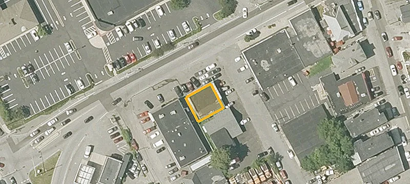 83 Swan St