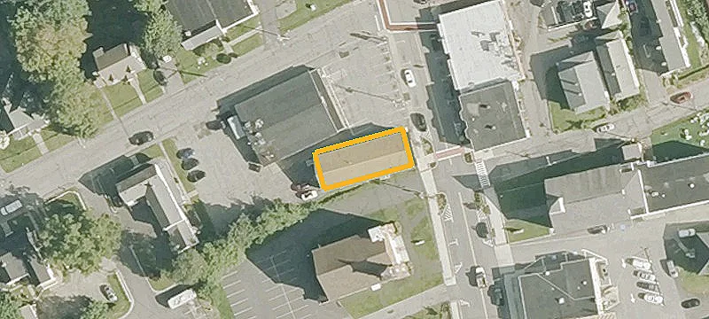 19 Main St