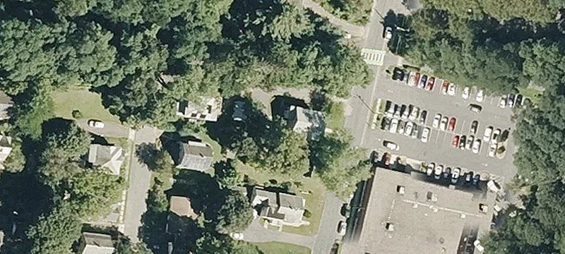 30 Straw Ave