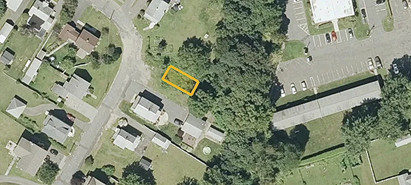 33 Highland Ave