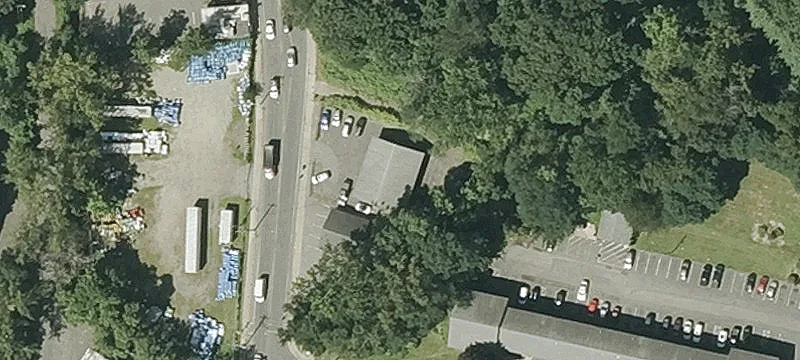 25 Yelle St