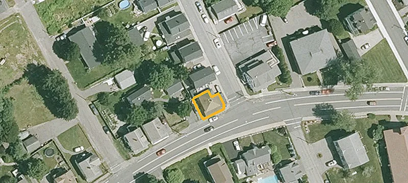 37 Topsfield Rd