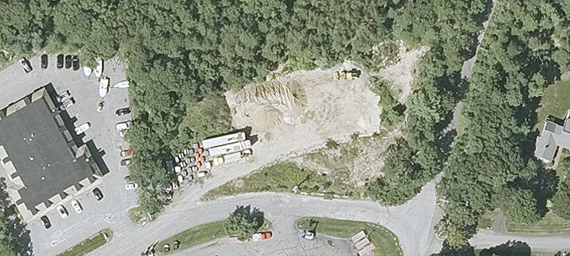 16 Industry Rd