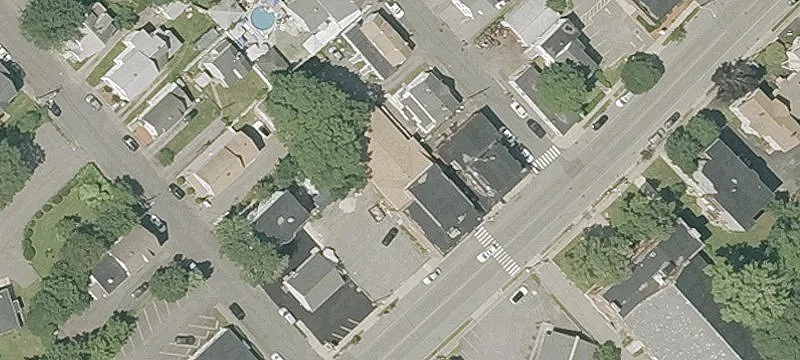 62 Kenoza Ave