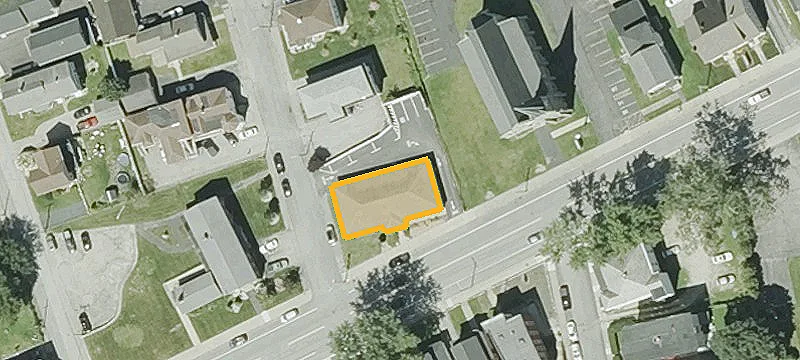 23 Main St