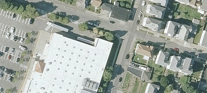 Hemlock St
