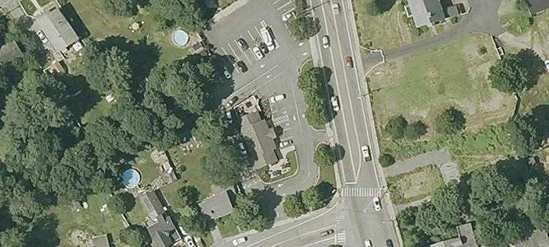 1112 Main St