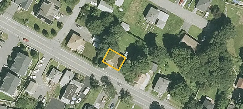 62 Waltham St