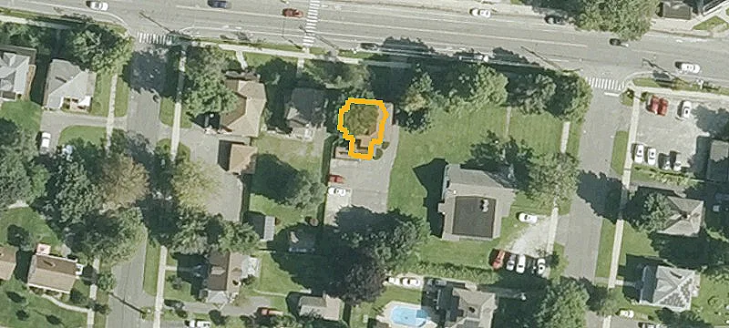 120 Elm St