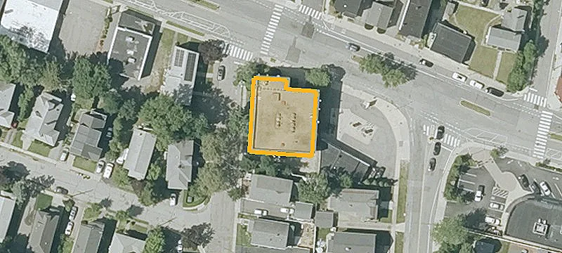 90 Concord Ave