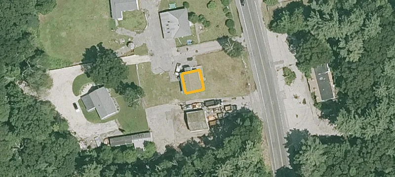 235 Lafayette Rd
