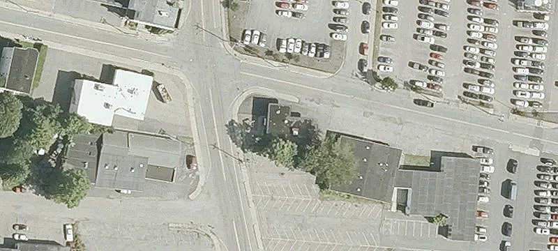 80 1st Blvd