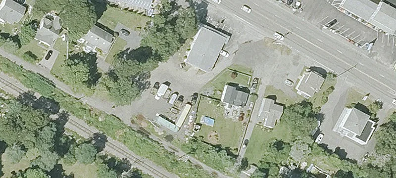 3187 Cranberry Hwy