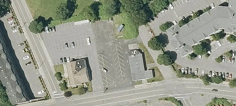 80 Perkins Ave