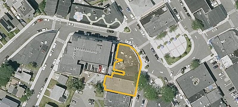 68 Somerset Ave