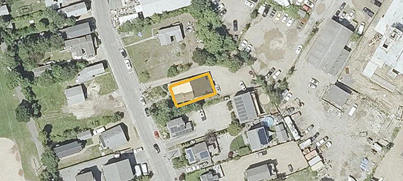 52 Lagoon Pond Rd