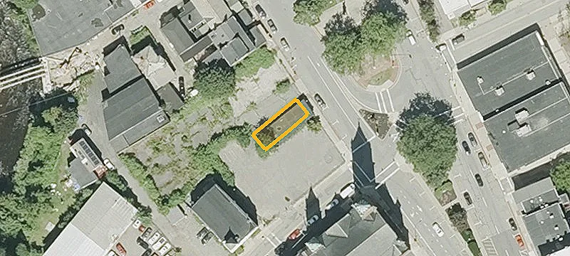854 Main St