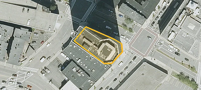 600 Main St