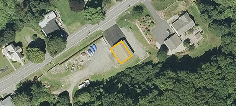 32 Tpke Rd