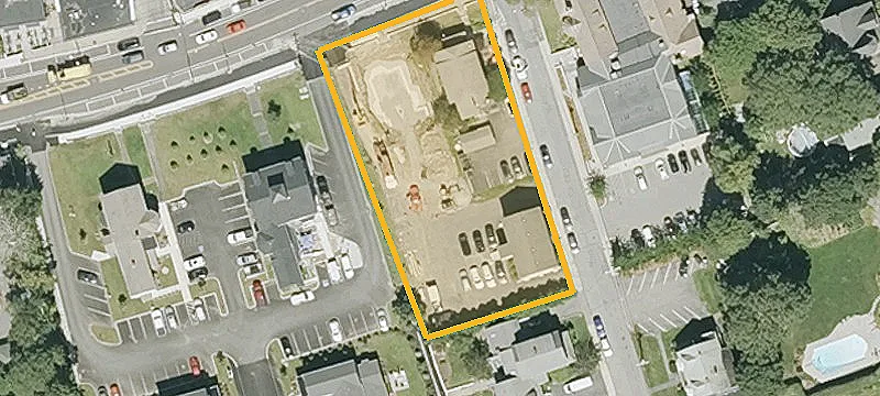 17 Main St