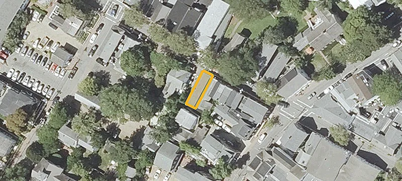 42 Main St
