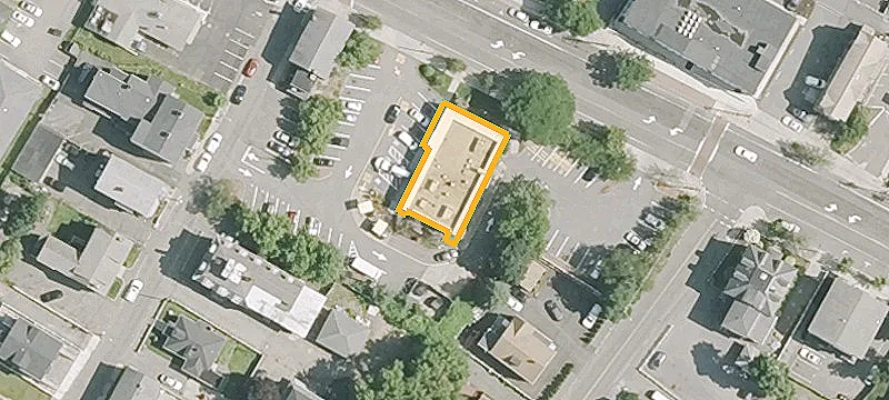 129 Main St
