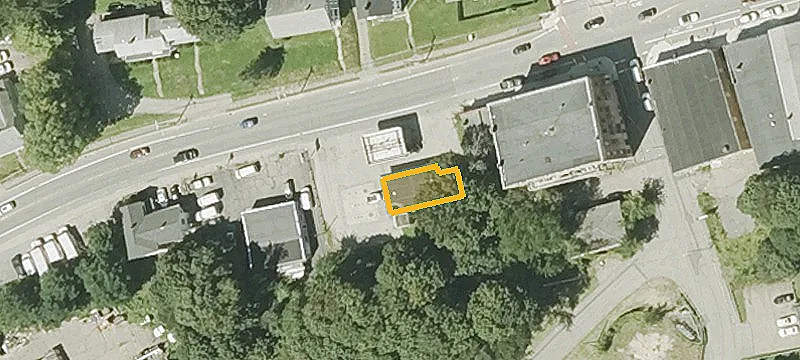 94 Main St