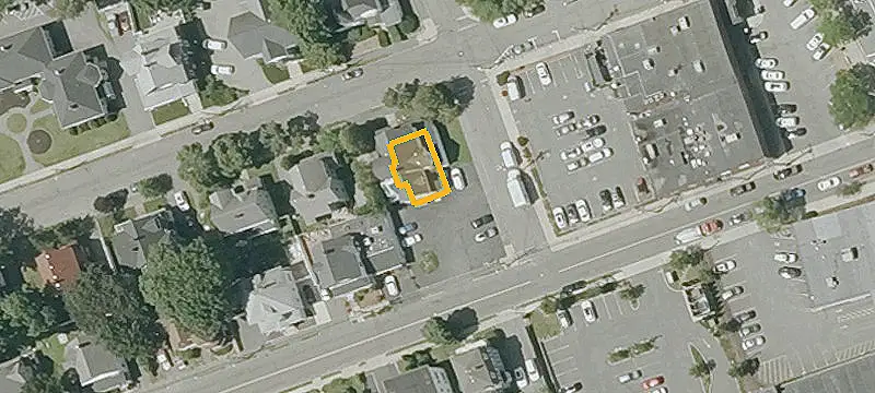 10 Richardson Ave, Unit B