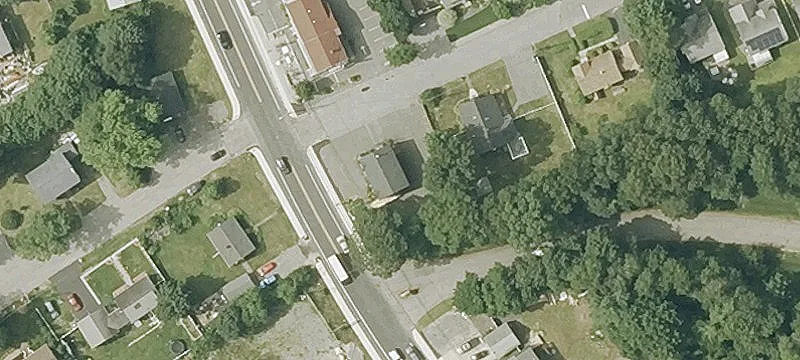 1310 Main St