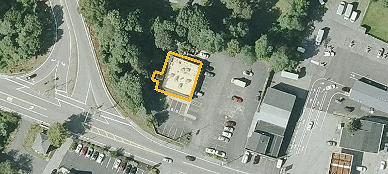 137 Main St