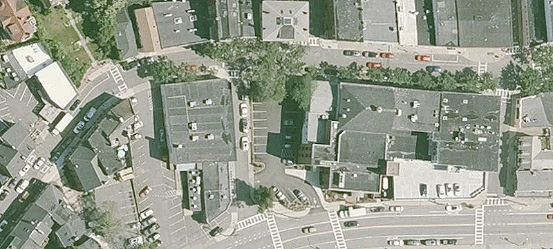 95 Main St