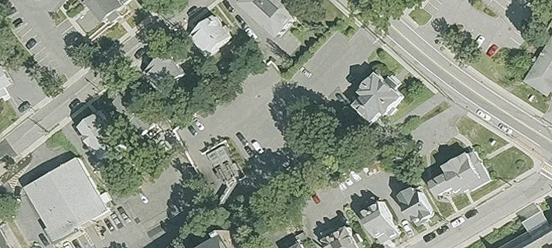 151 Un Ave