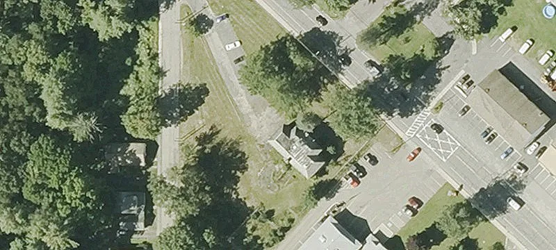2175 Main St