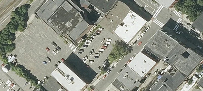 1670 Main St