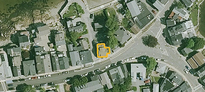 1 Main St