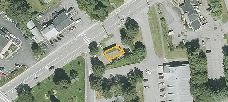 6 Meetinghouse Rd