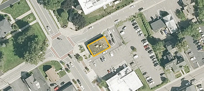 49 Main St