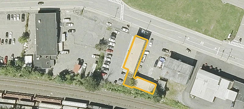 499 Main St