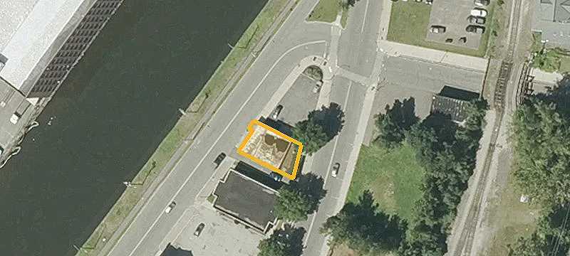 1 Main St