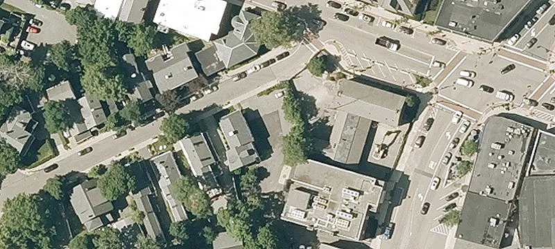 8 Church St