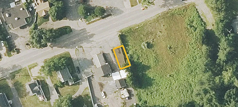 142 Main St
