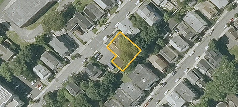 90 Clarendon Ave