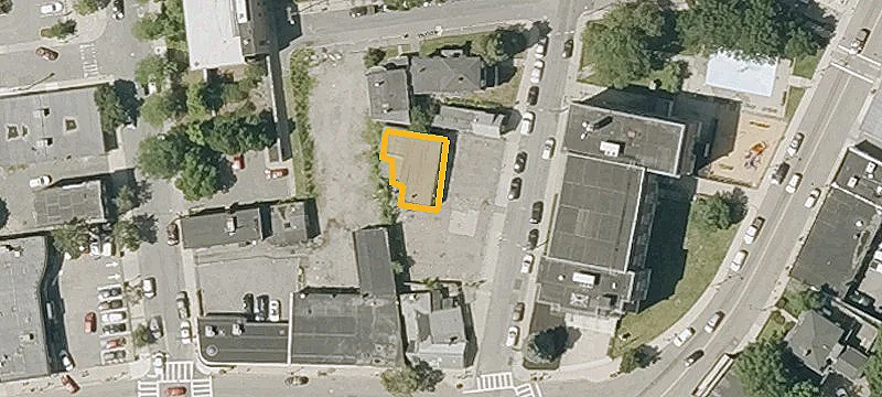 12 Central Ave