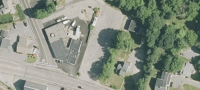 1054 Main St
