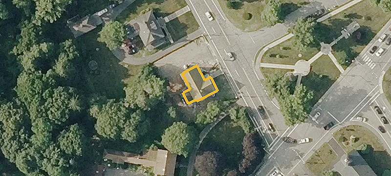 4 Mansfield Ave