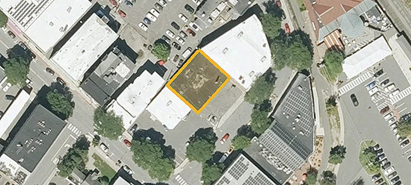 8 Pearl St