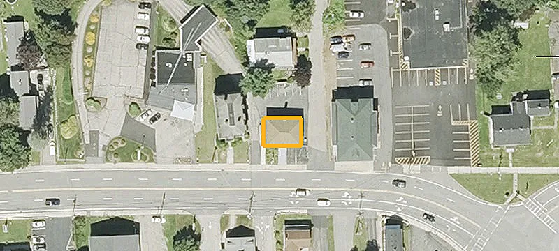 1078 Main St