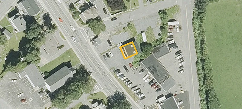 206 Summer St