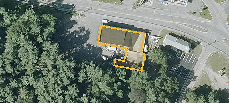 2235 Cranberry Hwy