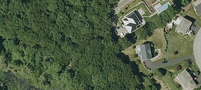 Holliston St